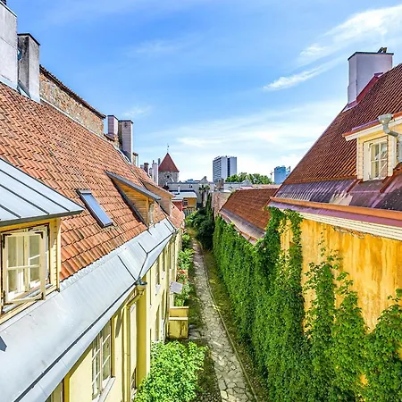 Silent Old Town Apartamento Tallin